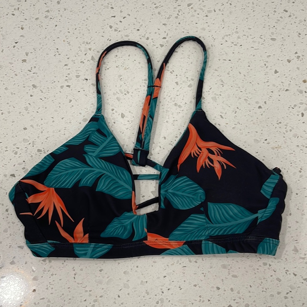 Hurley Women’s Swim Surf Bikini Top Medium EUC Hanoi Floral Quick Dry